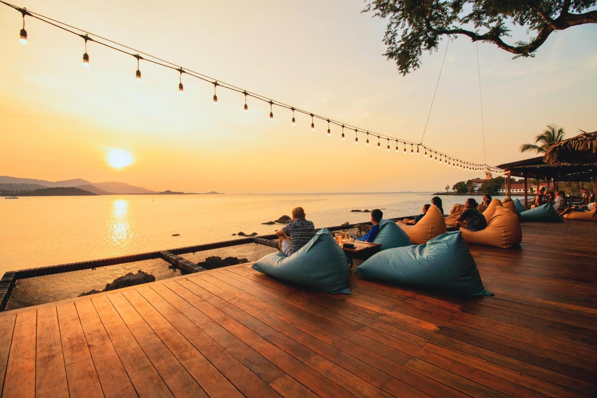 Sea Sun Bed & Beyond Hotel Pantai Bangrak Luaran gambar